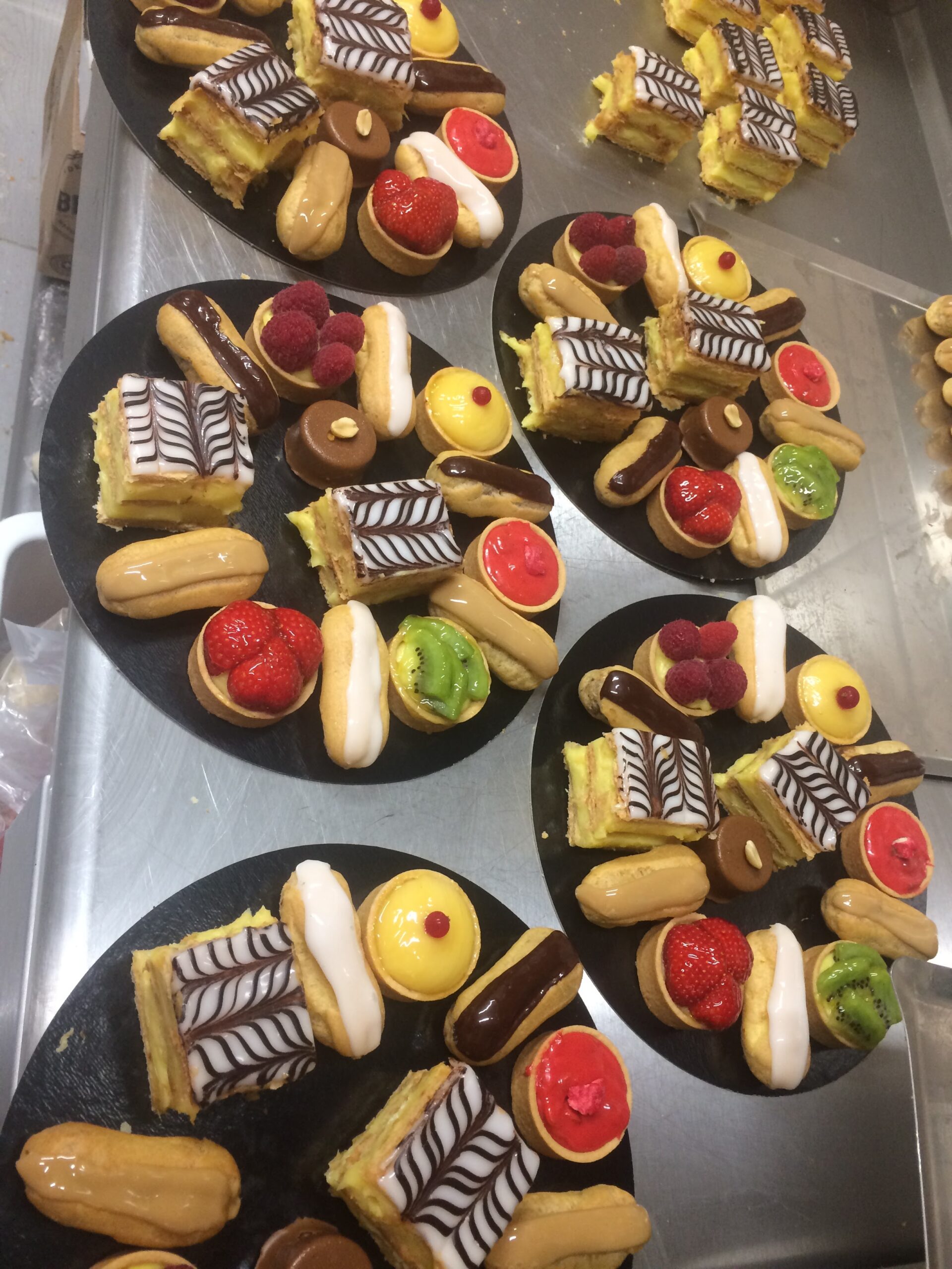 Laissez-vous envoûter par la pâtisserie maison à Agde !